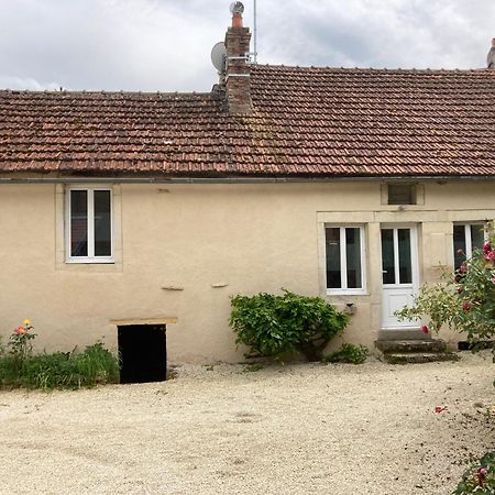 Gite Des Bons Voisins Marigny-le-Cahouet Экстерьер фото